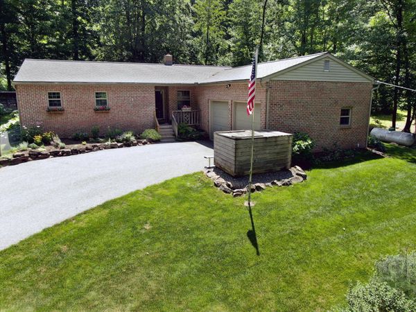 1580 GIRL SCOUT ROAD, DENVER, PA 17517