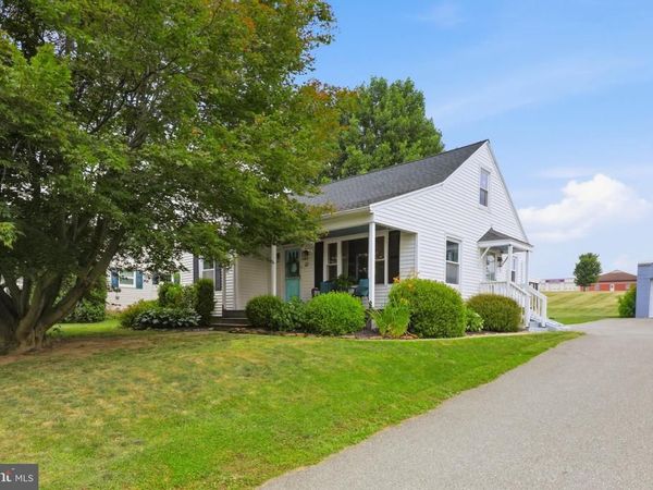 51 S MAIN STREET, EAST PROSPECT, PA 17317