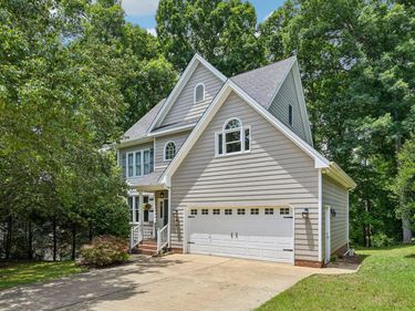 412 W Ballentine Street, Holly Springs, NC 27540