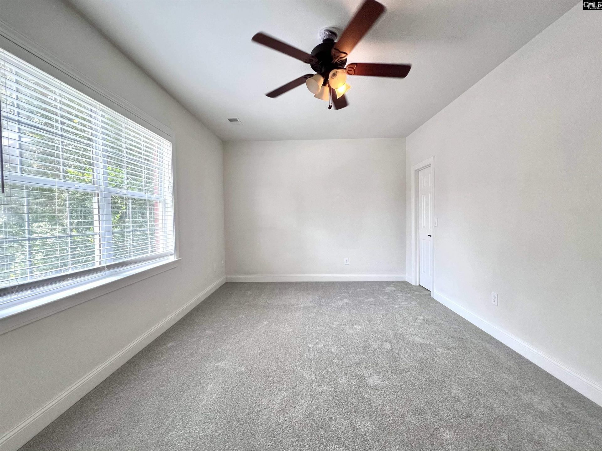 126 Sundowne Place Photo 43