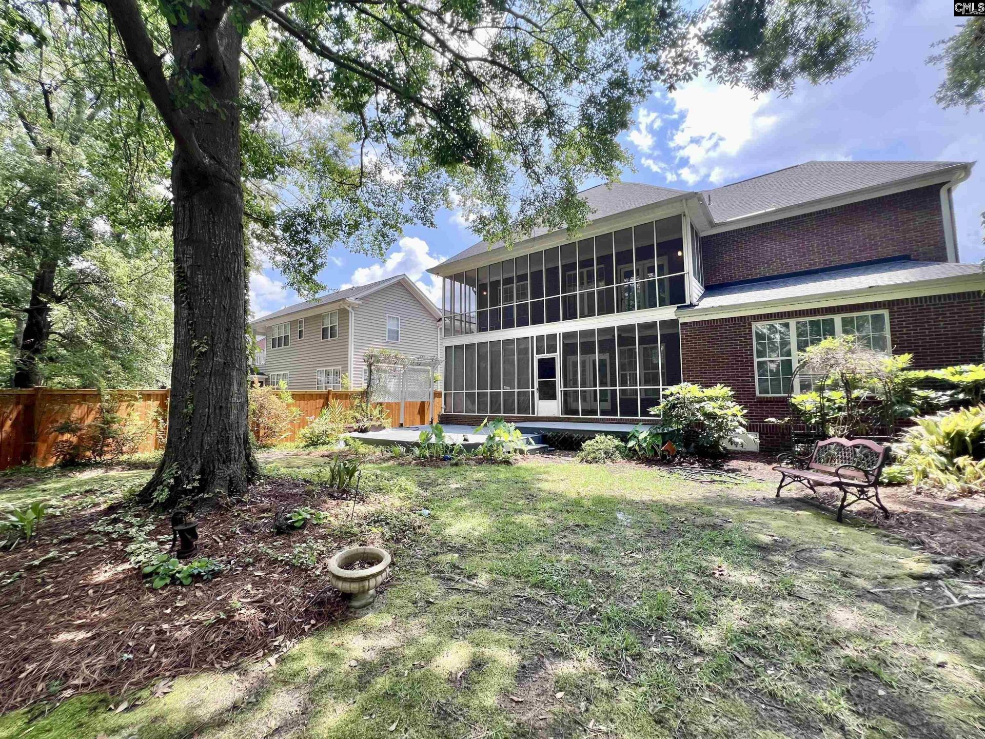 126 Sundowne Place Photo 62