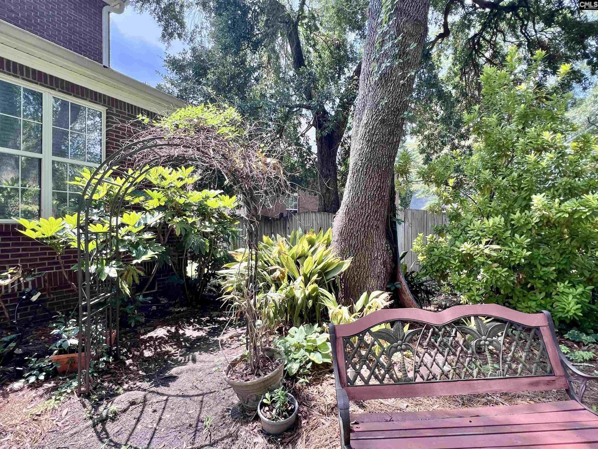 126 Sundowne Place Photo 65
