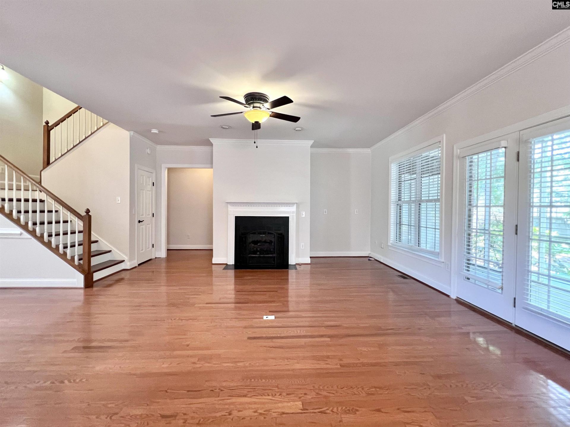 126 Sundowne Place Photo 9