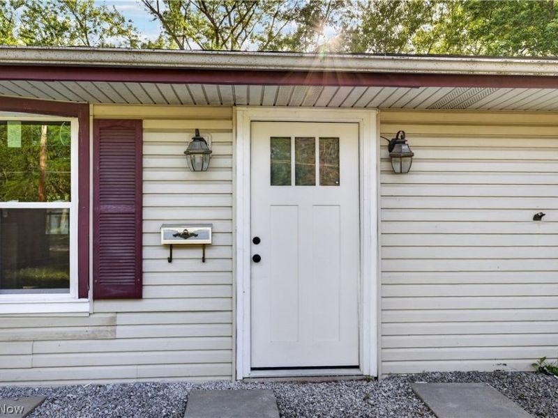 2476 Amberly Drive, Youngstown, OH 44511 Photo 4
