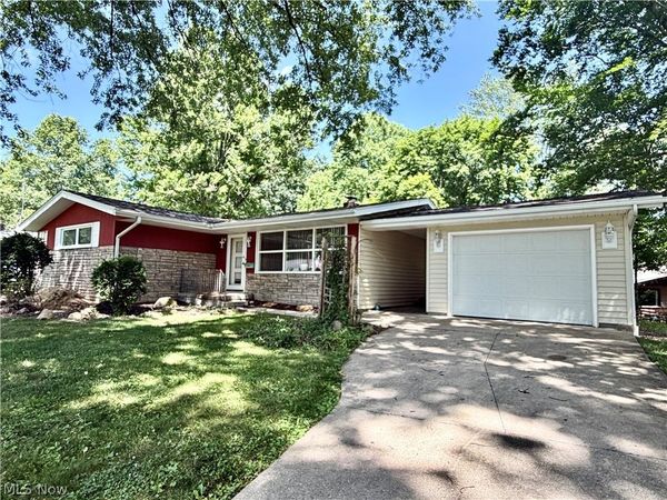 63 W Nineth St. Street, Newton Falls, OH 44444