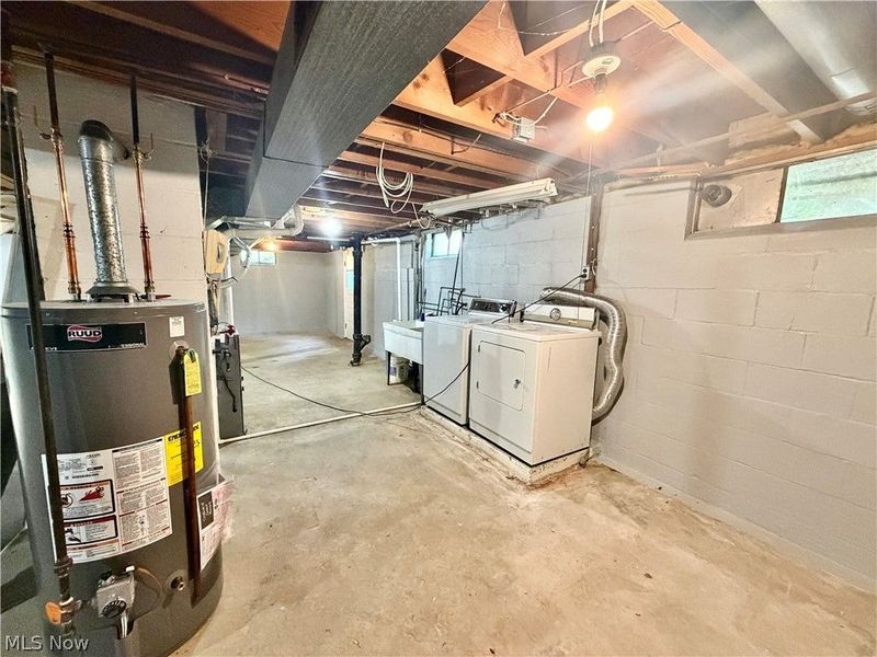 63 W Nineth St. Street, Newton Falls, OH 44444 Photo 10