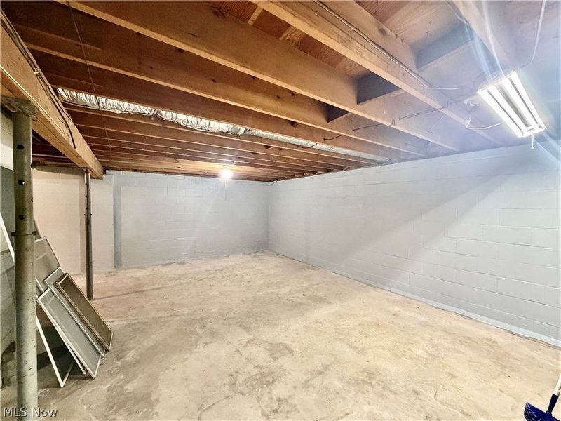63 W Nineth St. Street, Newton Falls, OH 44444 Photo 12