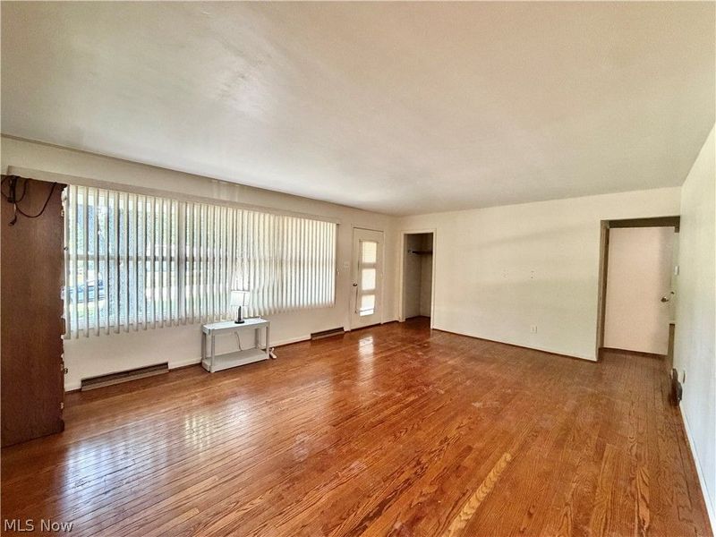 63 W Nineth St. Street, Newton Falls, OH 44444 Photo 3