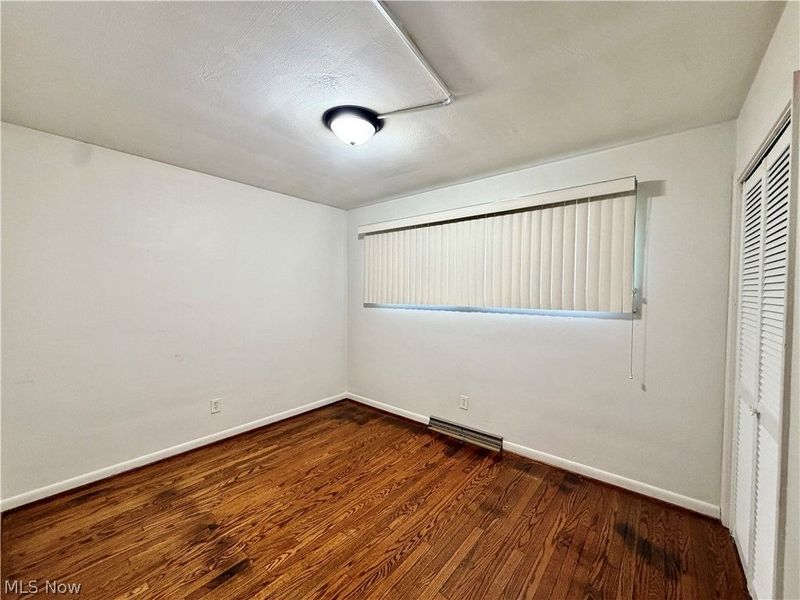 63 W Nineth St. Street, Newton Falls, OH 44444 Photo 6