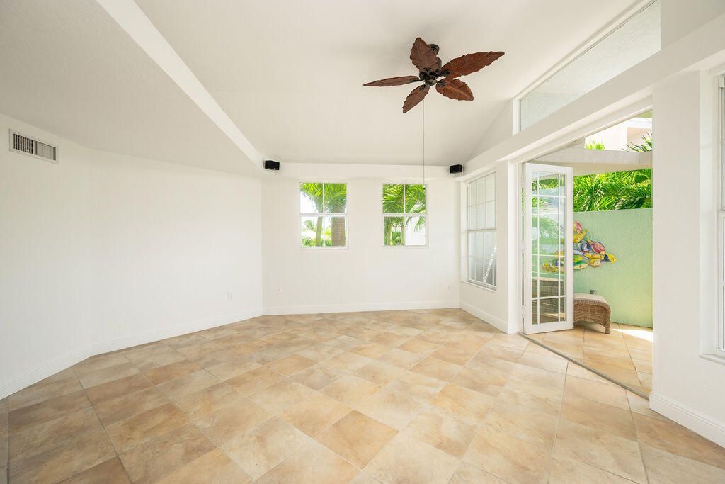 33 Seaside S Court, Key West, FL 33040 Photo