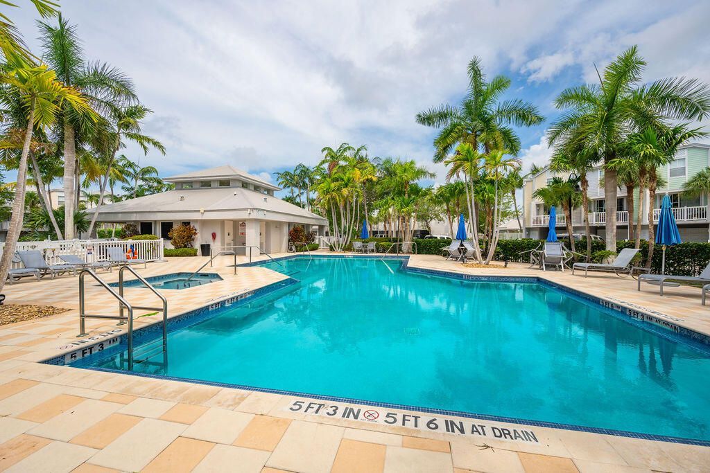 33 Seaside S Court, Key West, FL 33040 Photo