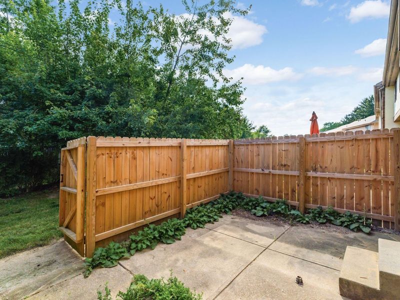 6205 Stornoway Drive S, Columbus, OH 43213 Photo 32