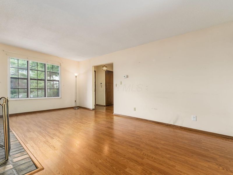 6205 Stornoway Drive S, Columbus, OH 43213 Photo 9