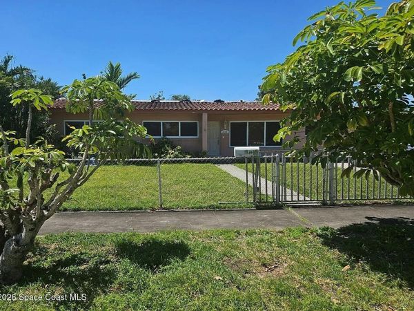 6240 NW 112th Terrace, Hialeah, FL 33012