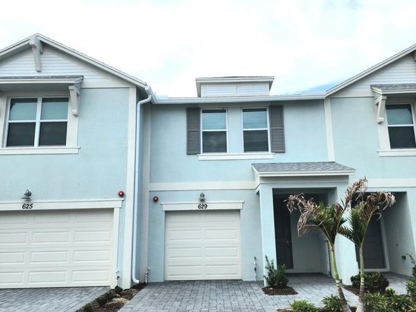 629 Salisbury Circle, Fort Pierce, FL 34982