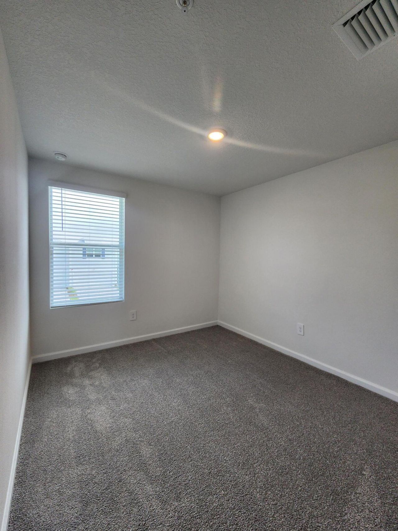 629 Salisbury Circle, Fort Pierce, FL 34982 Photo
