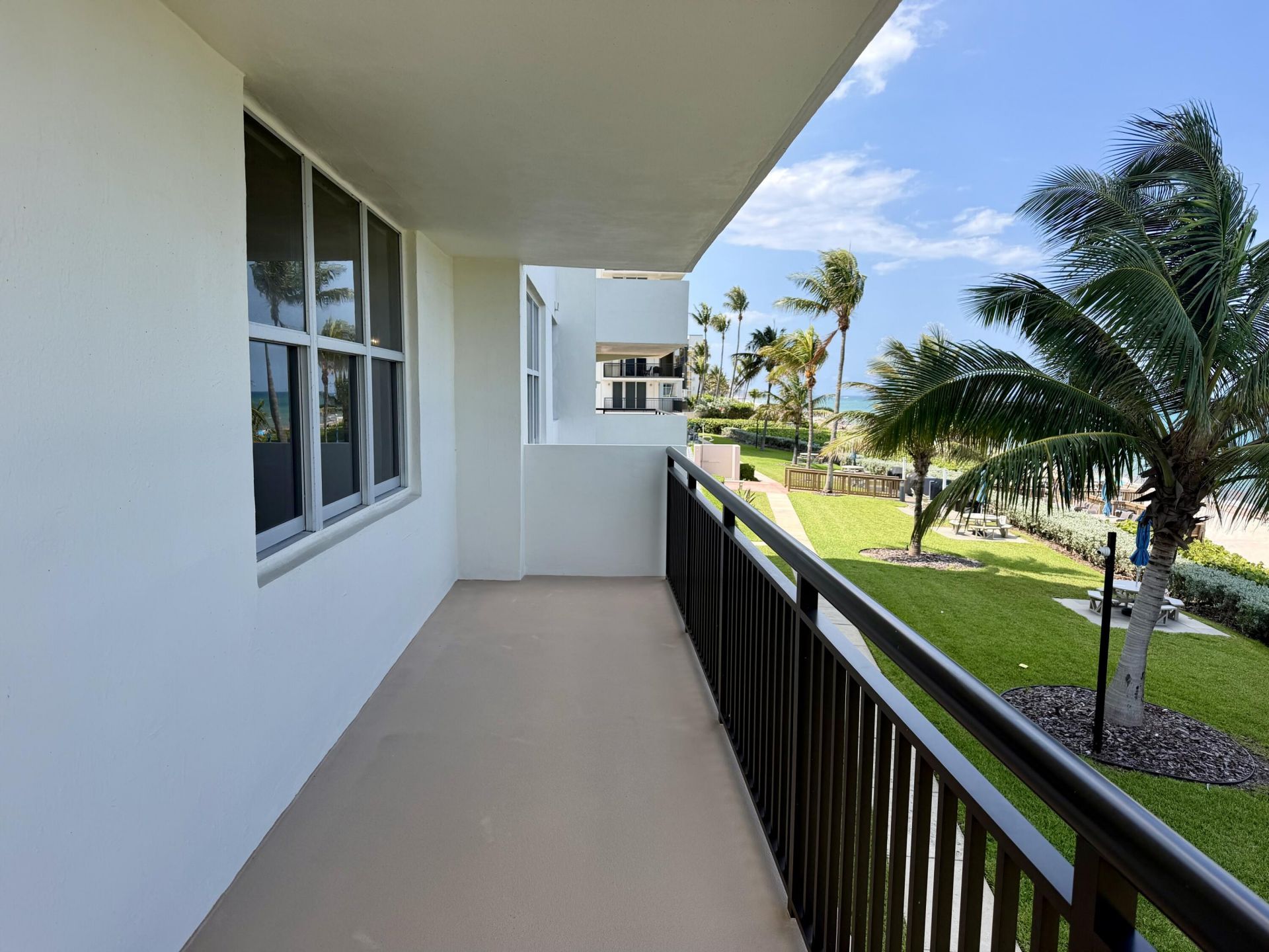 1147 Hillsboro Mile, Unit 214, Hillsboro Beach, FL 33062 Photo