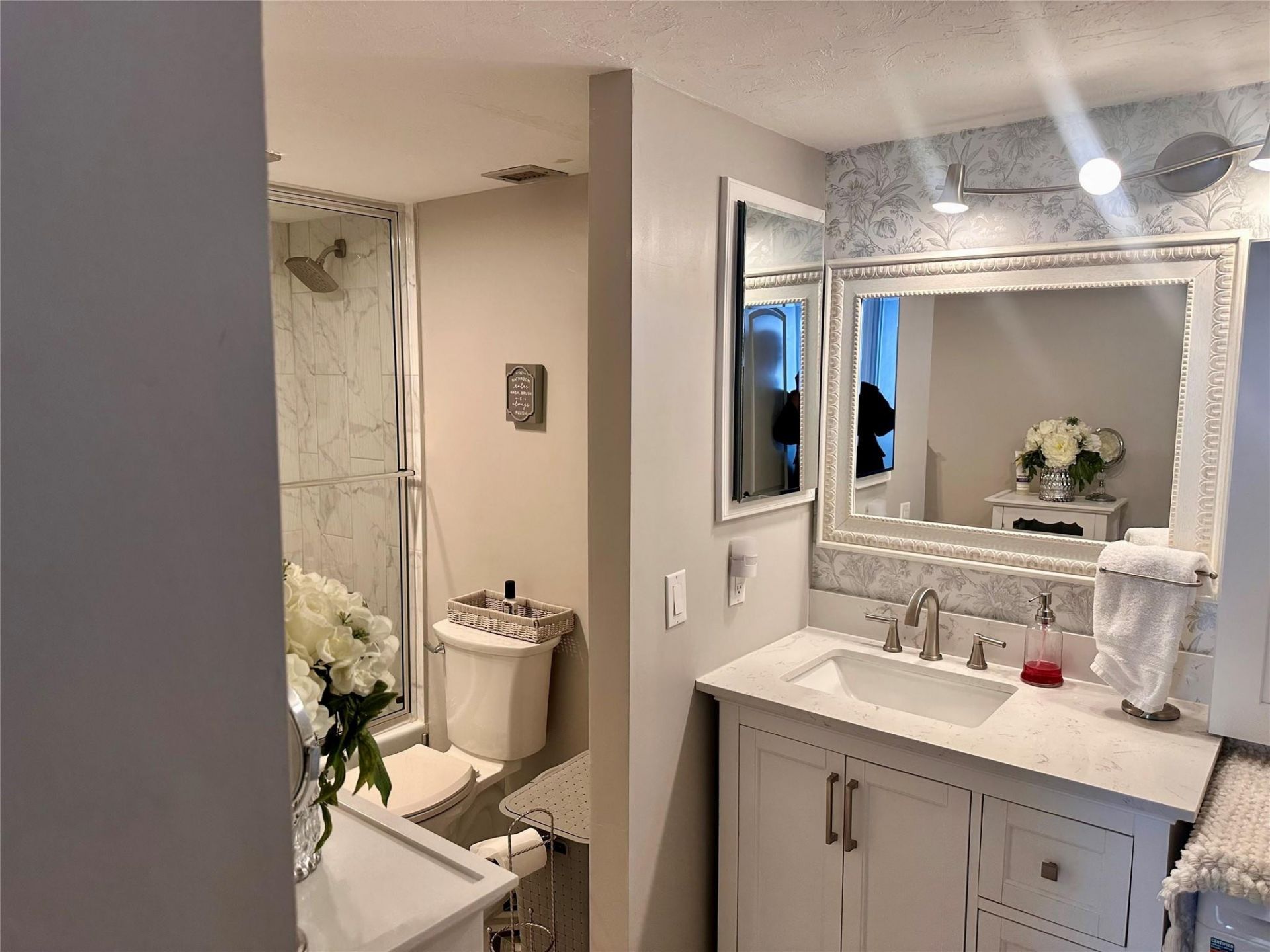 1147 Hillsboro Mile, Unit 214, Hillsboro Beach, FL 33062 Photo