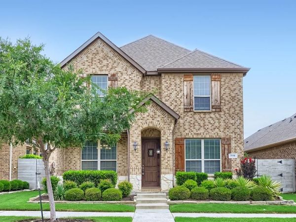 716 10th Street , Argyle, TX 76226
