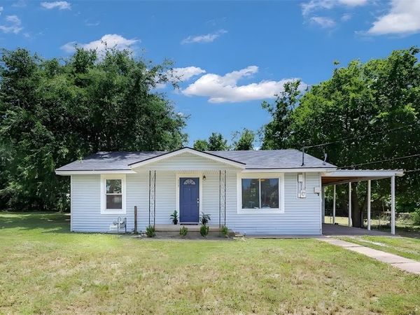 112 W Oconnell Street, Howe, TX 75459