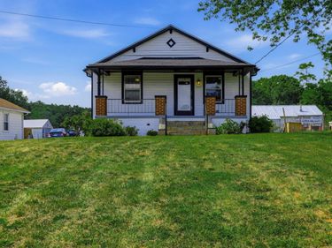 588 Old Wright Shop Road, Madison Heights, VA 24572