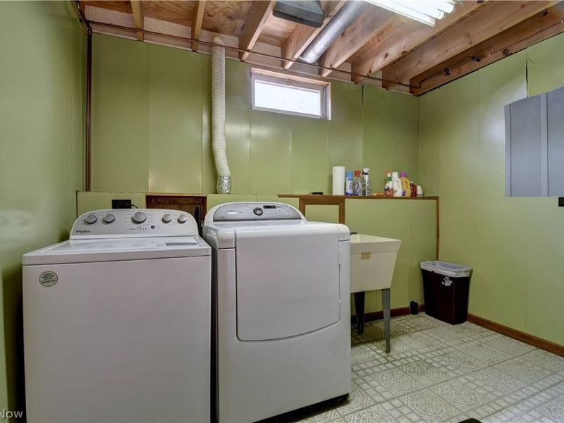 1022 Logan Avenue NW, New Philadelphia, OH 44663 Photo 27