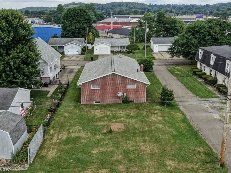 1022 Logan Avenue NW, New Philadelphia, OH 44663 Photo 3