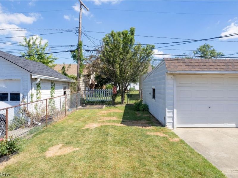 9303 S Highland Avenue, Garfield Heights, OH 44125 Photo 30