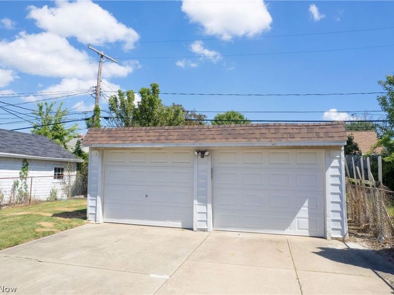 9303 S Highland Avenue, Garfield Heights, OH 44125 Photo 32