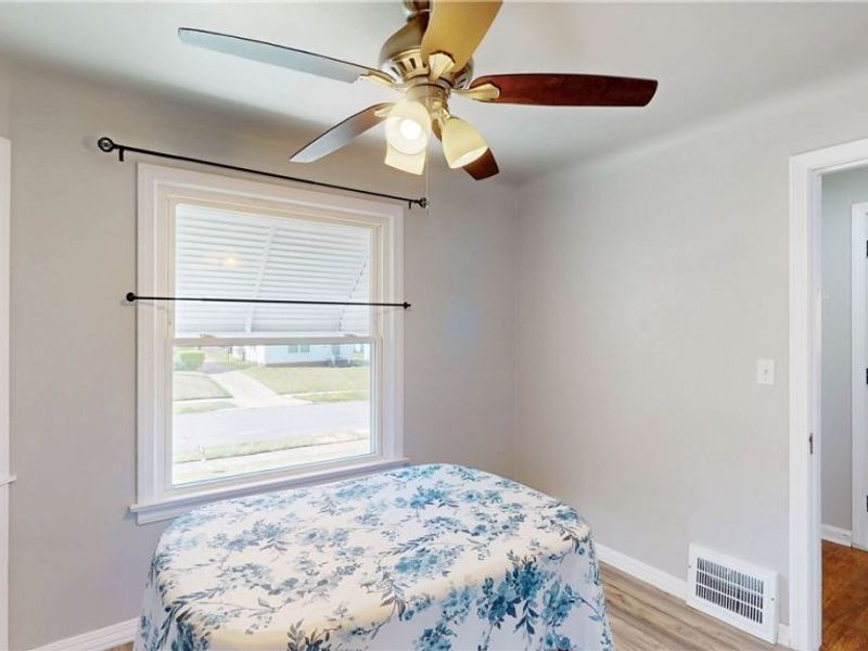 9303 S Highland Avenue, Garfield Heights, OH 44125 Photo 7