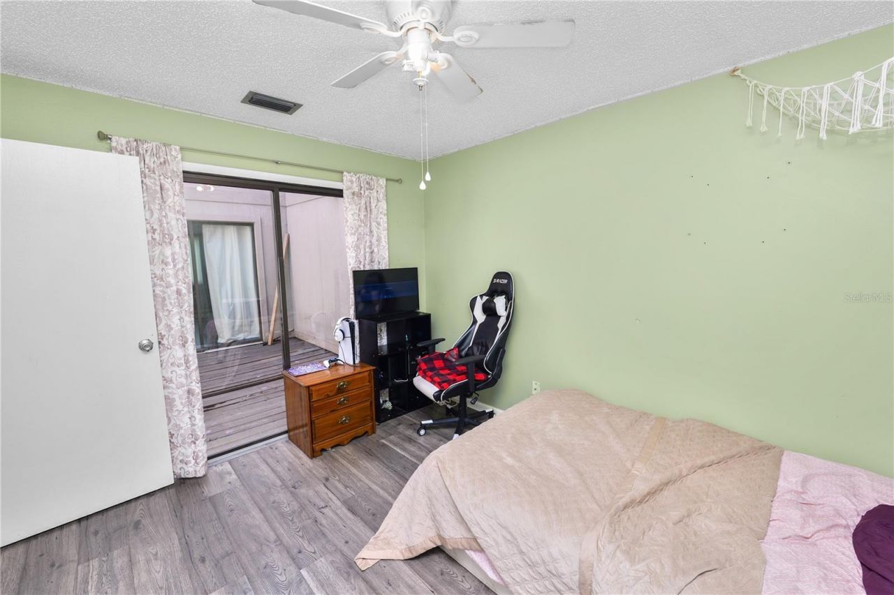 2009 Helm Lane , Valrico, FL 33594 Photo