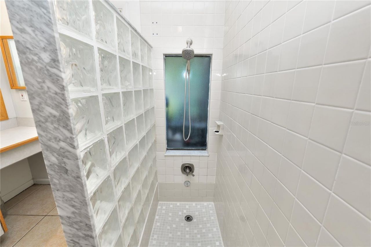 2009 Helm Lane , Valrico, FL 33594 Photo