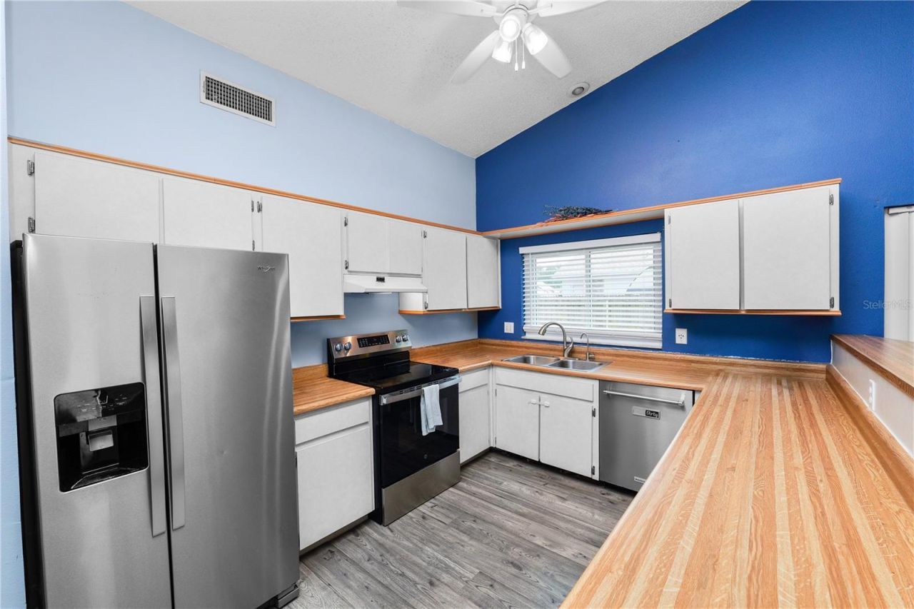 2009 Helm Lane , Valrico, FL 33594 Photo