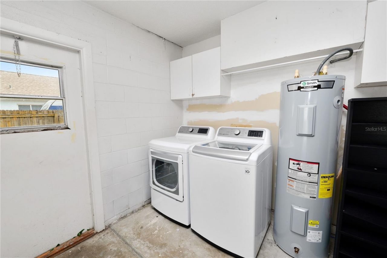 2009 Helm Lane , Valrico, FL 33594 Photo