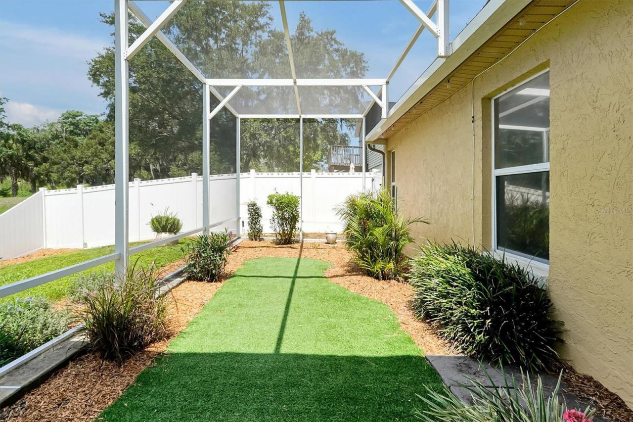 1224 Lake Blue Circle , Apopka, FL 32703 Photo