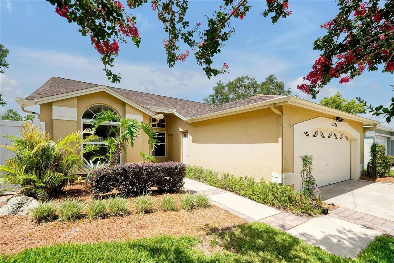 1224 Lake Blue Circle , Apopka, FL 32703 Photo
