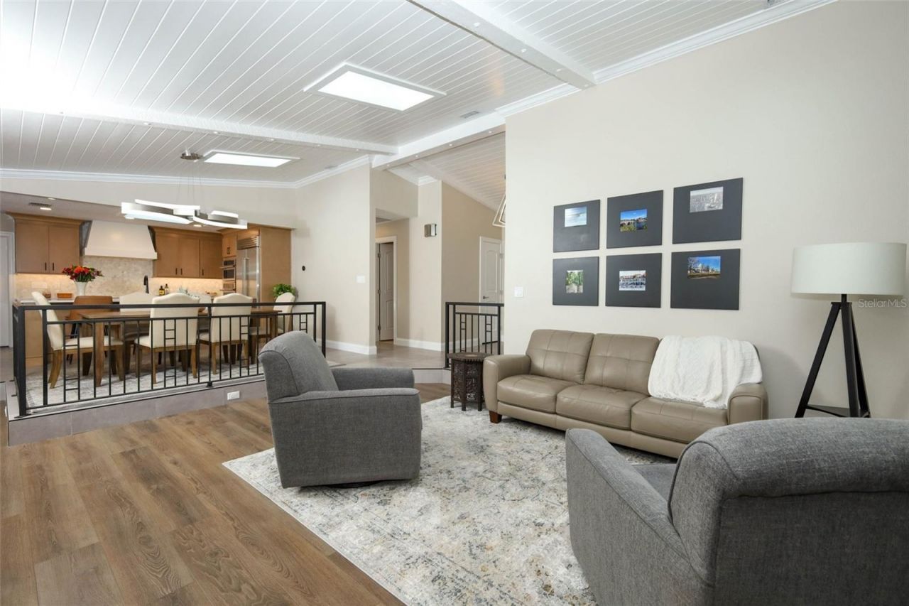 280 W Spring Lake Drive , Altamonte Springs, FL 32714 Photo