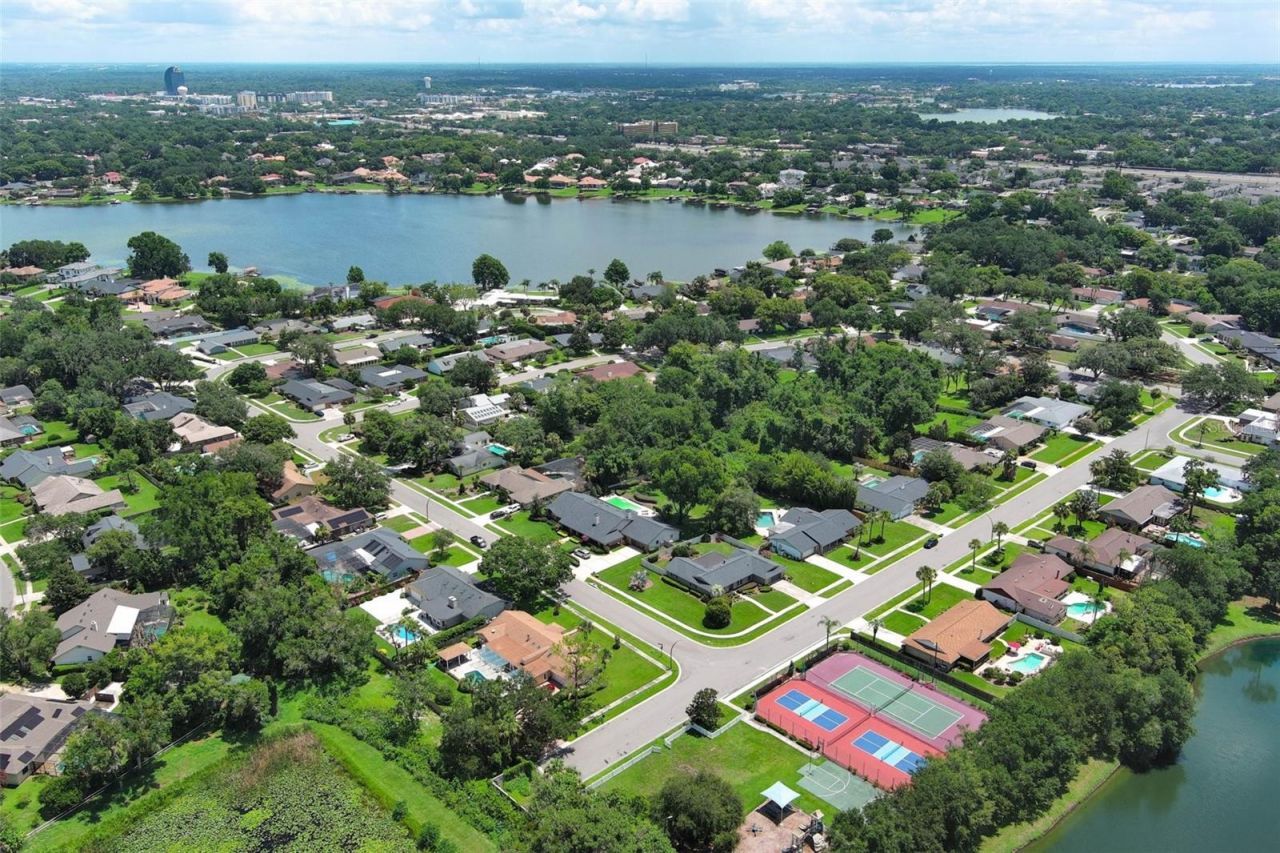 280 W Spring Lake Drive , Altamonte Springs, FL 32714 Photo