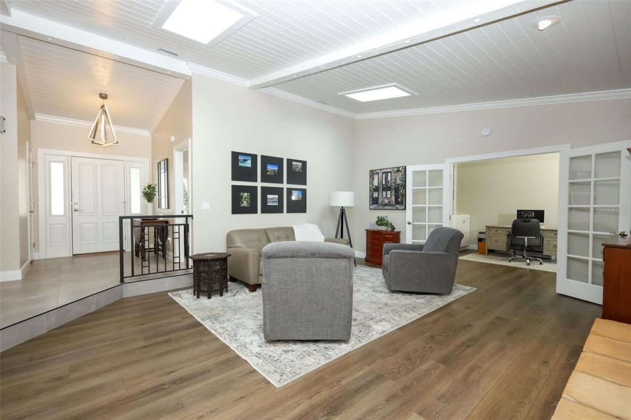 280 W Spring Lake Drive , Altamonte Springs, FL 32714 Photo