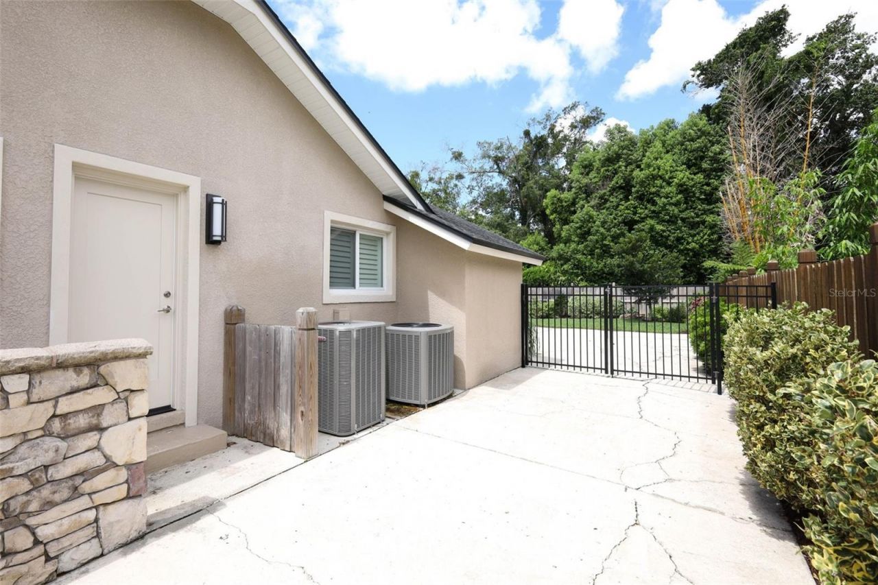 280 W Spring Lake Drive , Altamonte Springs, FL 32714 Photo