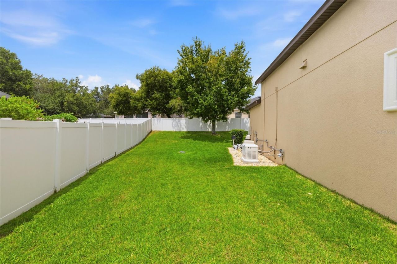 2723 Colewood Lane, Dover, FL 33527 Photo
