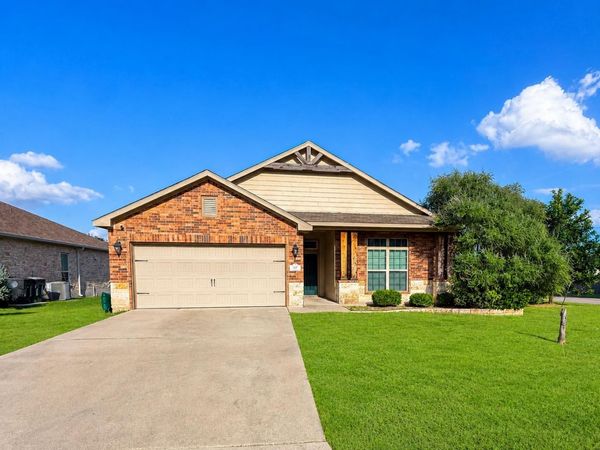187 Chering DR, Belton, TX 76513