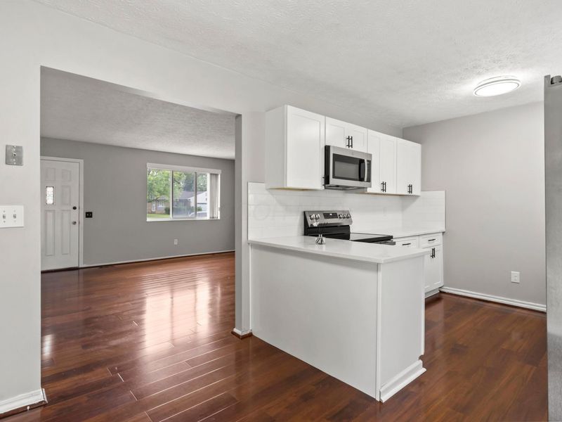 2121 Steffi Drive, Hilliard, OH 43026 Photo 7