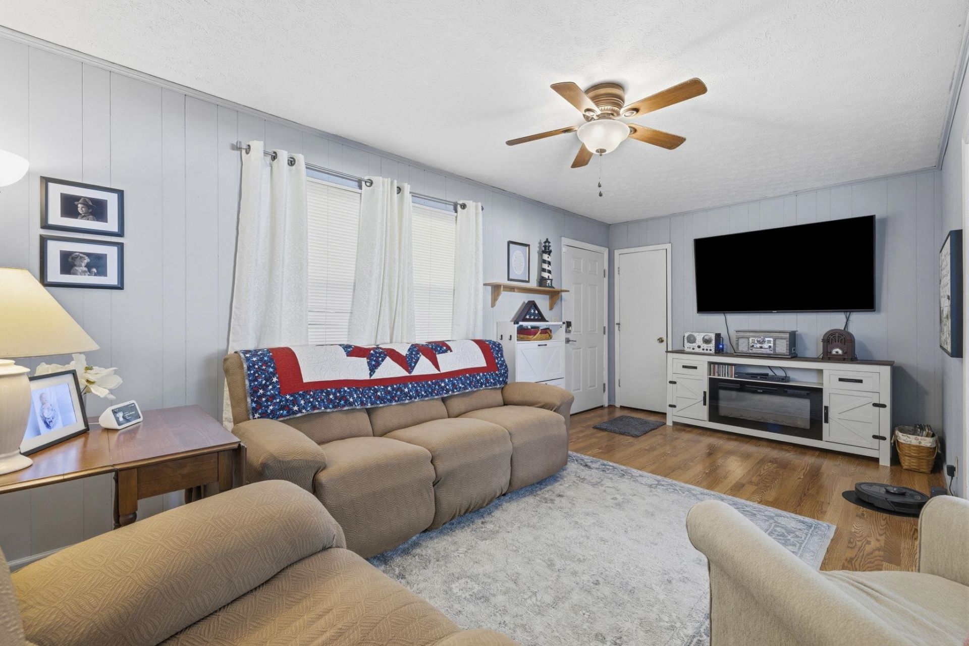 1016 Bay Dr. Photo 9
