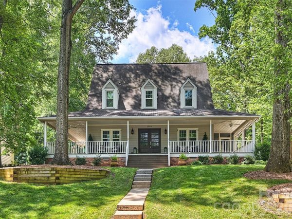 1506 Wandering Way Drive, Charlotte, NC 28226