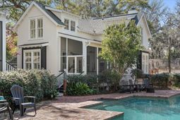 2023 Ashwood Circle photo 4