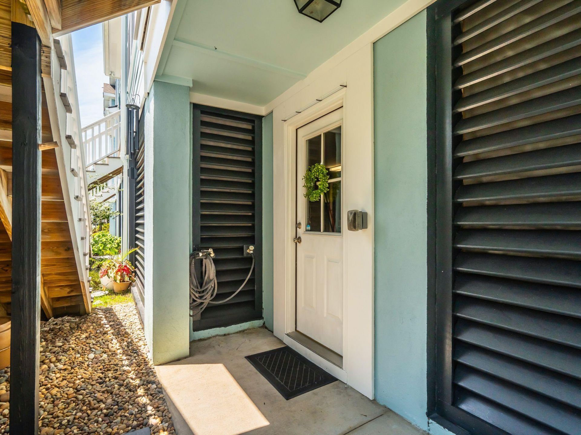 1603 Prince Edward Street Photo 17