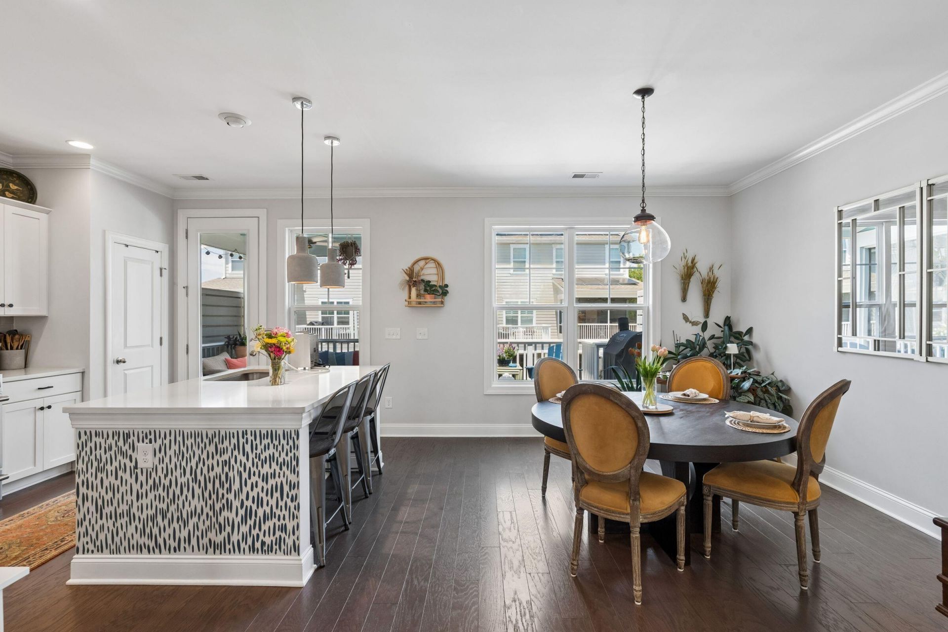 1603 Prince Edward Street Photo 28