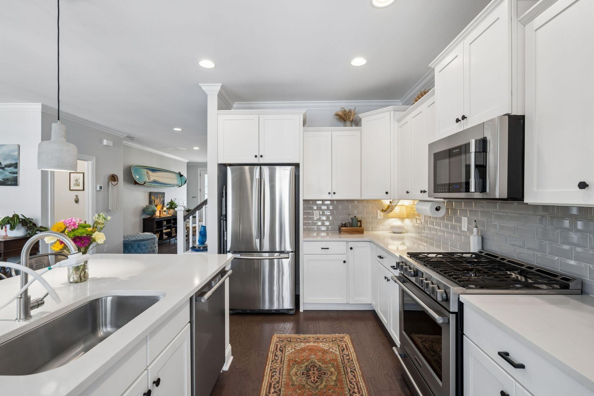 1603 Prince Edward Street Photo 46