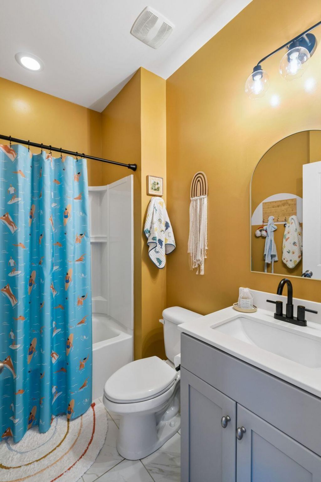 1603 Prince Edward Street Photo 52